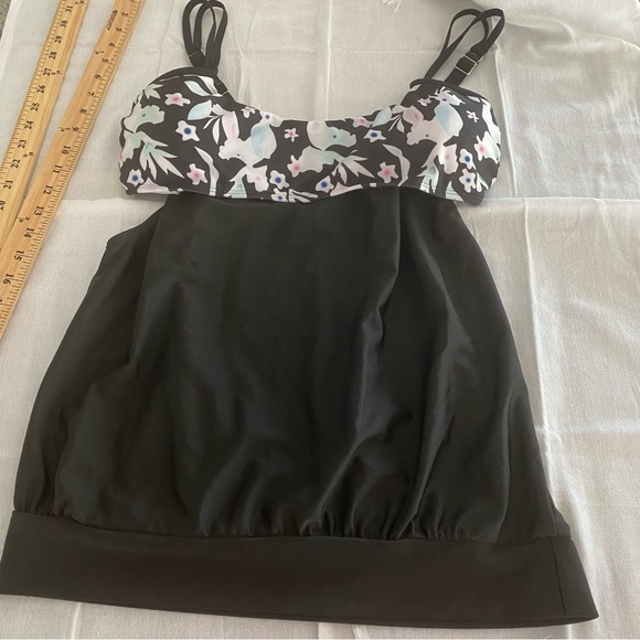 Tankini black green pink and white SZ L. NWOT UNBRANDED - Picture 4 of 12